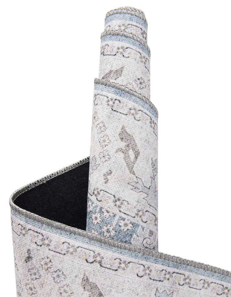 Detail image of  2' x 2' Timeless Round Rug