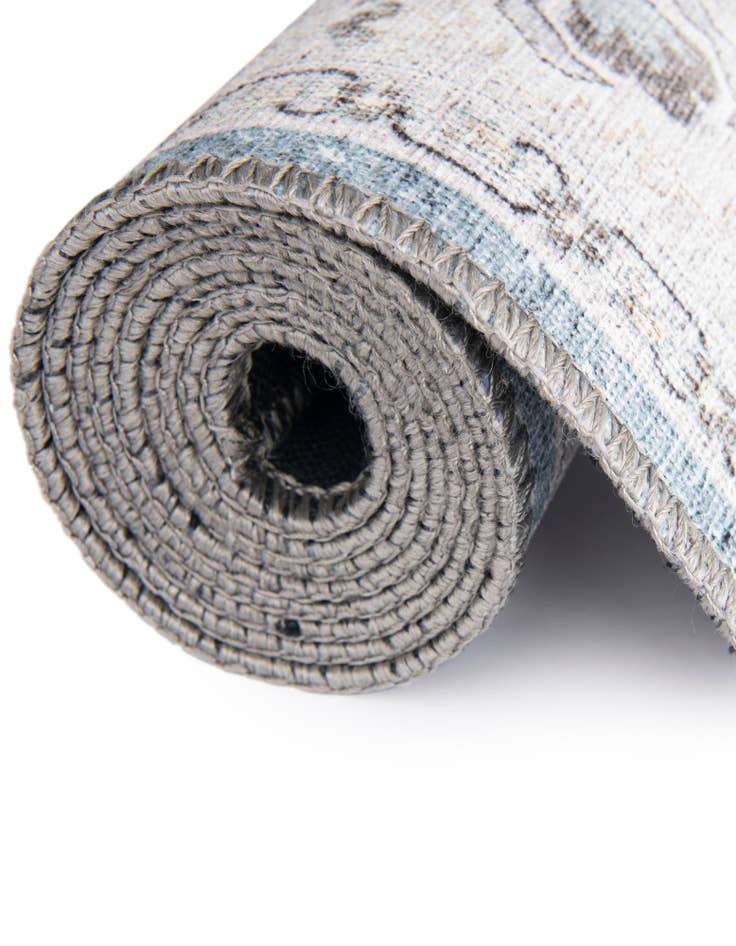 Detail image of  7' 10 x 7' 10 Timeless Square Rug