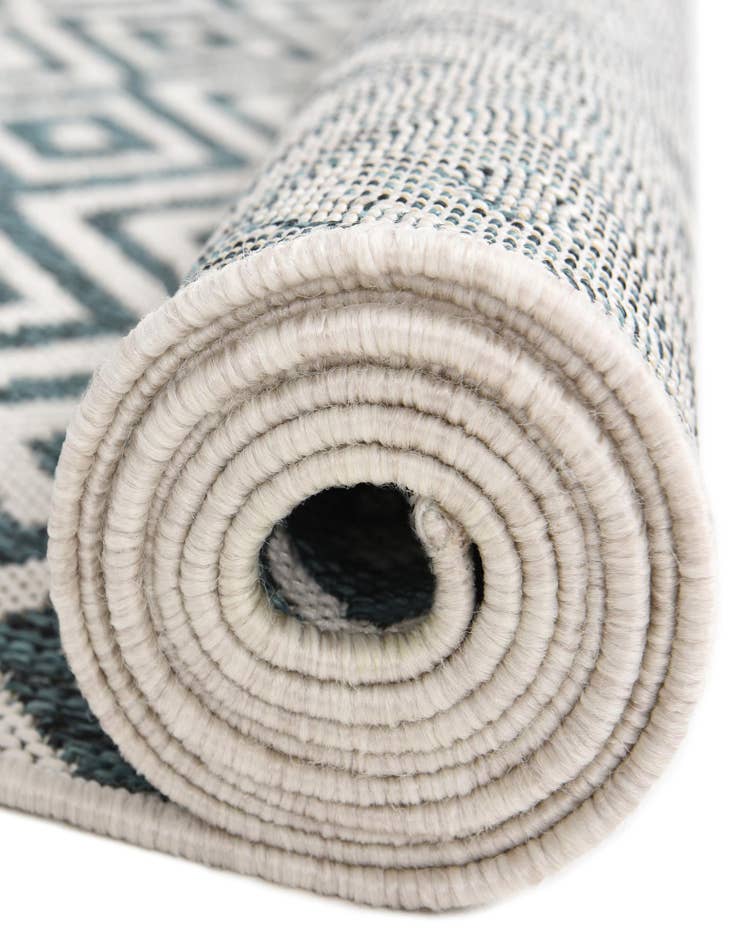 Detail image of  7' 10 x 10'  Washable Jill Zarin Costa Rica Indoor / Outdoor Oval Rug