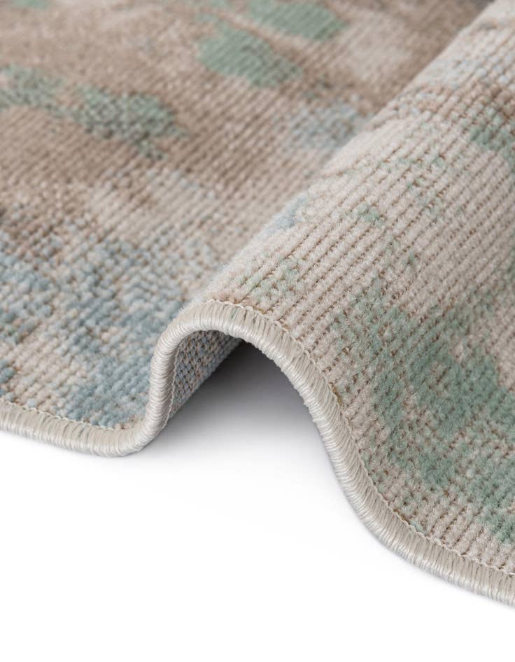 Detail image of  8' x 10' Lotus Oval Rug