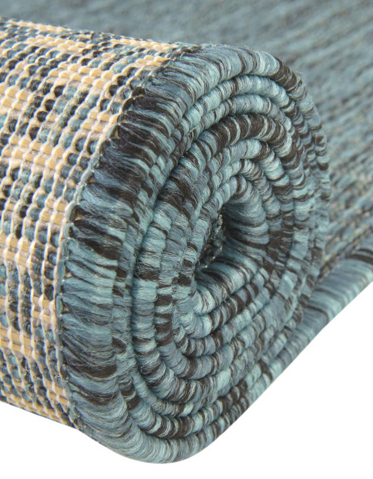 Detail image of  4' 1 x 6' 1  Washable Solid Indoor / Outdoor Oval Rug