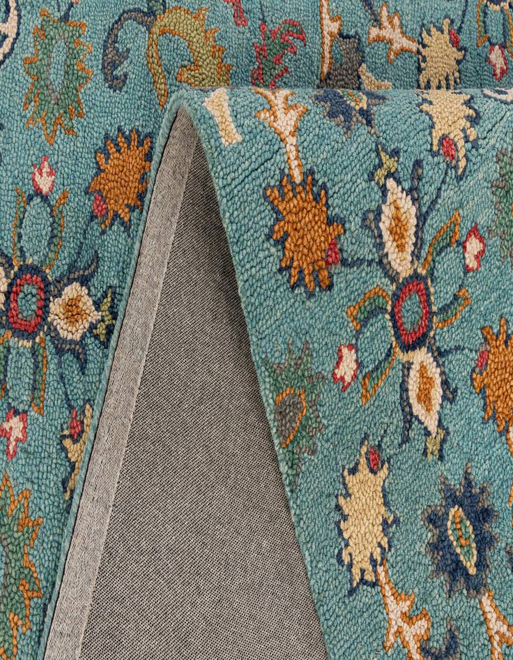 Detail image of  8' 7 x 11' 8 Agra Wool Rug