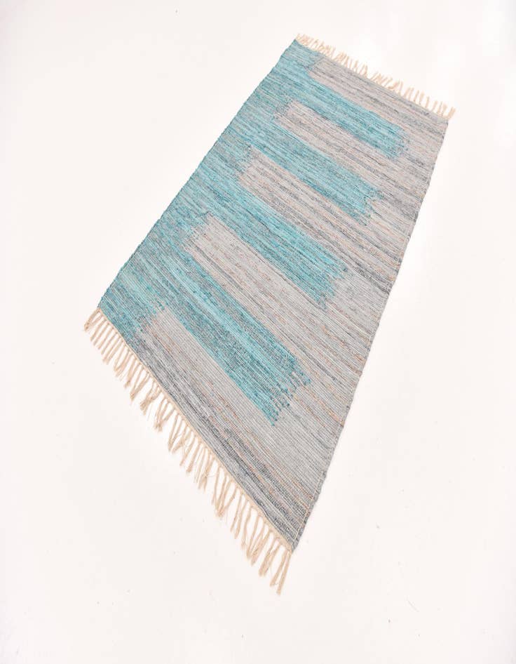 Detail image of 4' 1 x 6' 2 Hand Braided Chindi Cotton Rug