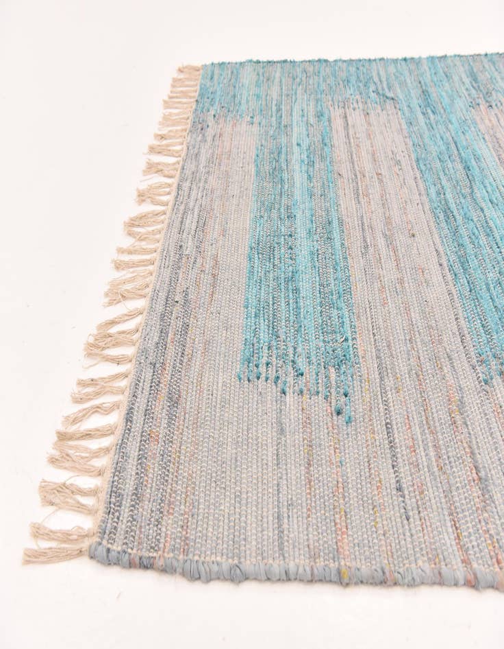 Detail image of 4' 1 x 6' 2 Hand Braided Chindi Cotton Rug