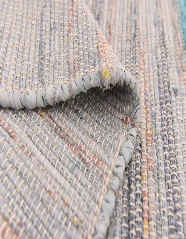 Detail image of 4' 1 x 6' 2 Hand Braided Chindi Cotton Rug