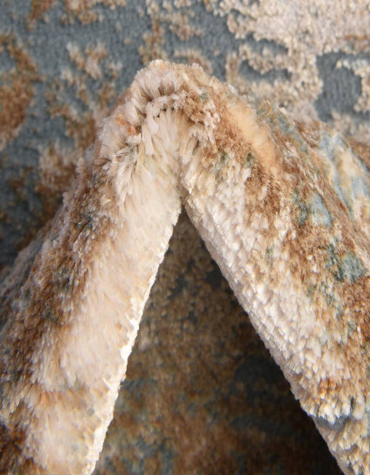 Detail image of  4' x 6' Highbury Rug