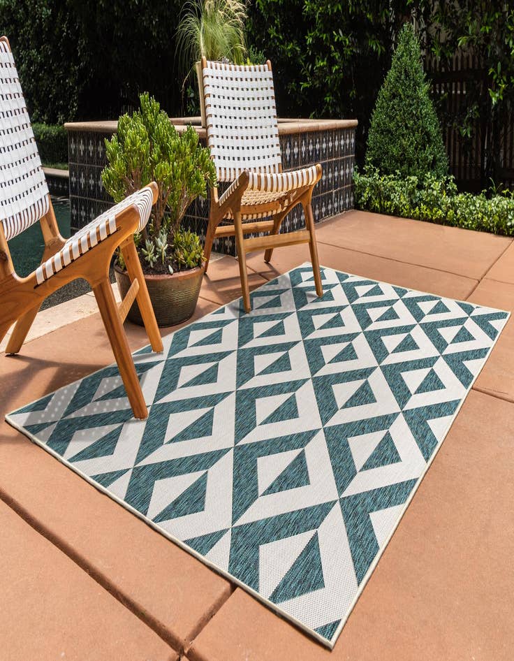 Detail image of  7' x 10'  Washable Jill Zarin Napa Indoor / Outdoor Rug