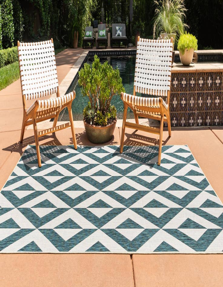 Detail image of  7' x 10'  Washable Jill Zarin Napa Indoor / Outdoor Rug