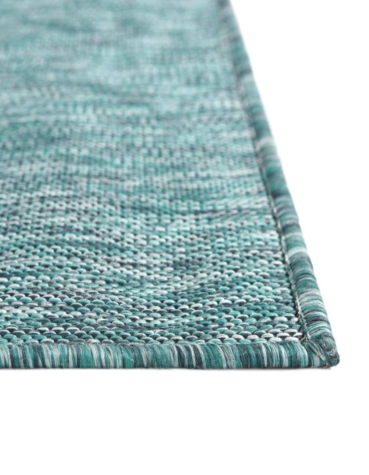 Detail image of  2' 2 x 3'  Washable Jill Zarin Indoor / Outdoor Rug