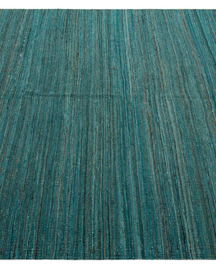 Detail image of  4' 11 x 6' 2  Hand Woven Kilim Modern Wool Rug