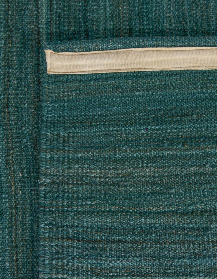 Detail image of 6' 9 x 9' 8 Hand Woven Kilim Modern Wool Rug