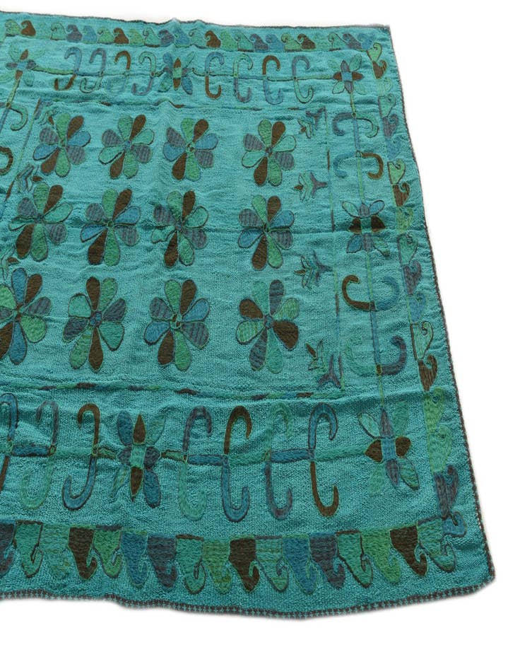 Detail image of  5' 5 x 6' 7  Hand Woven Kilim Suzani Wool Rug