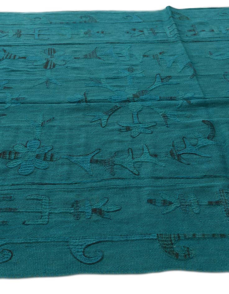 Detail image of  5' 4 x 7' 7  Hand Woven Kilim Suzani Wool Rug