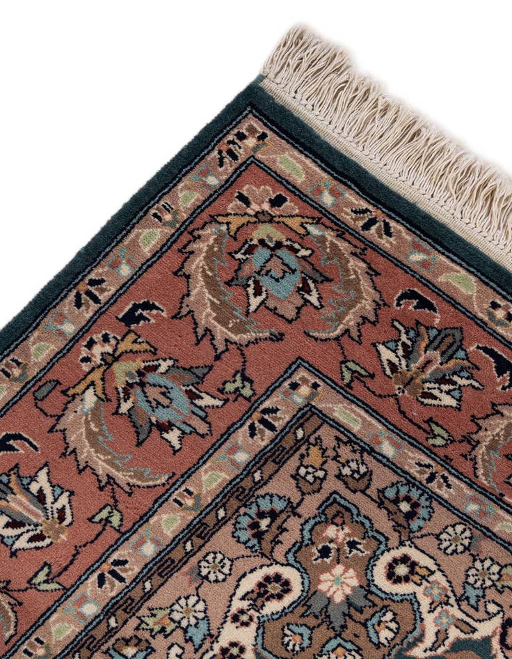 Detail image of  5' 3 x 8' 4  Hand Knotted Lahour Wool Rug