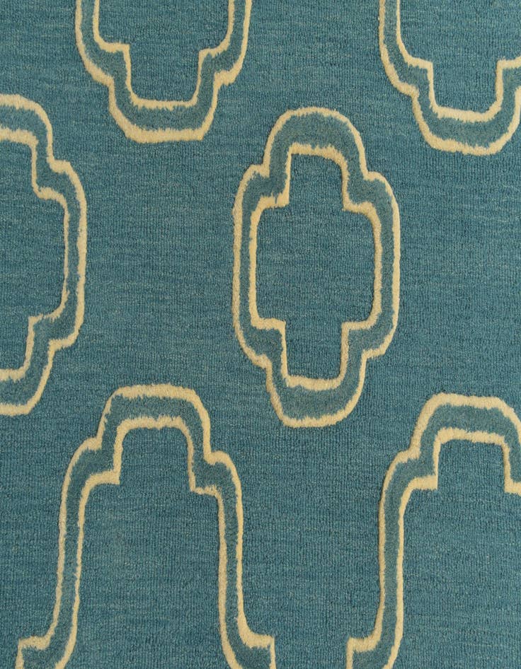 Detail image of  5' 1 x 8' Luna Wool Rug
