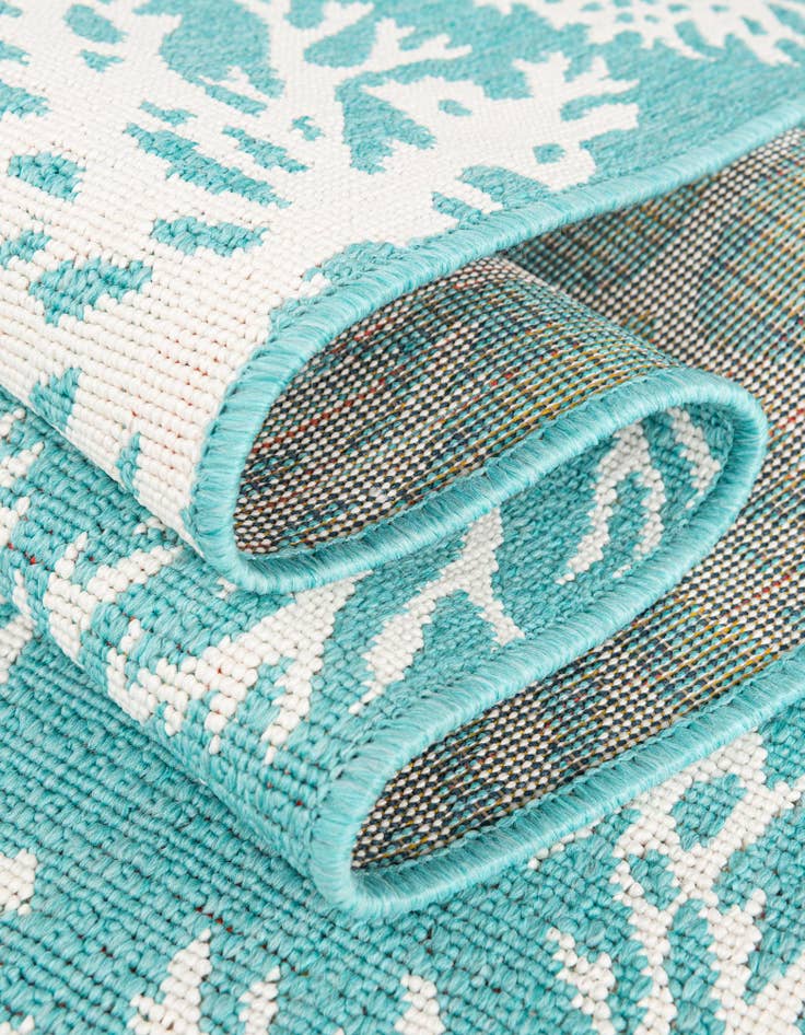 Detail image of  6' x 9'  Washable Coastal Indoor / Outdoor Rug
