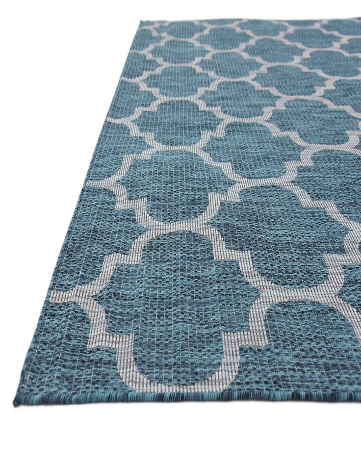 Detail image of  7' 10 x 11'  Washable Lattice Indoor / Outdoor Rug