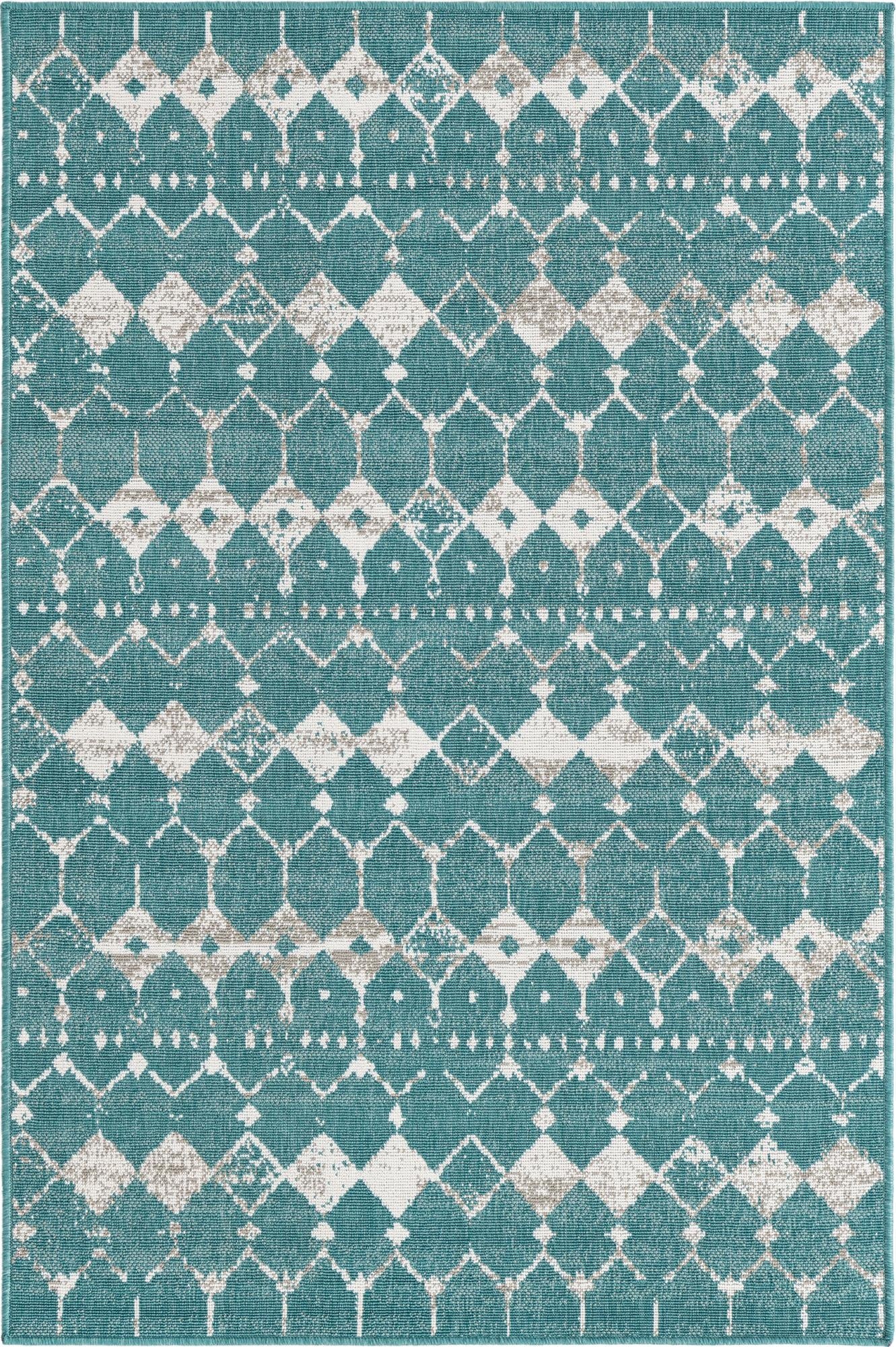  4' x 6'  Washable Lattice Indoor / Outdoor Rug