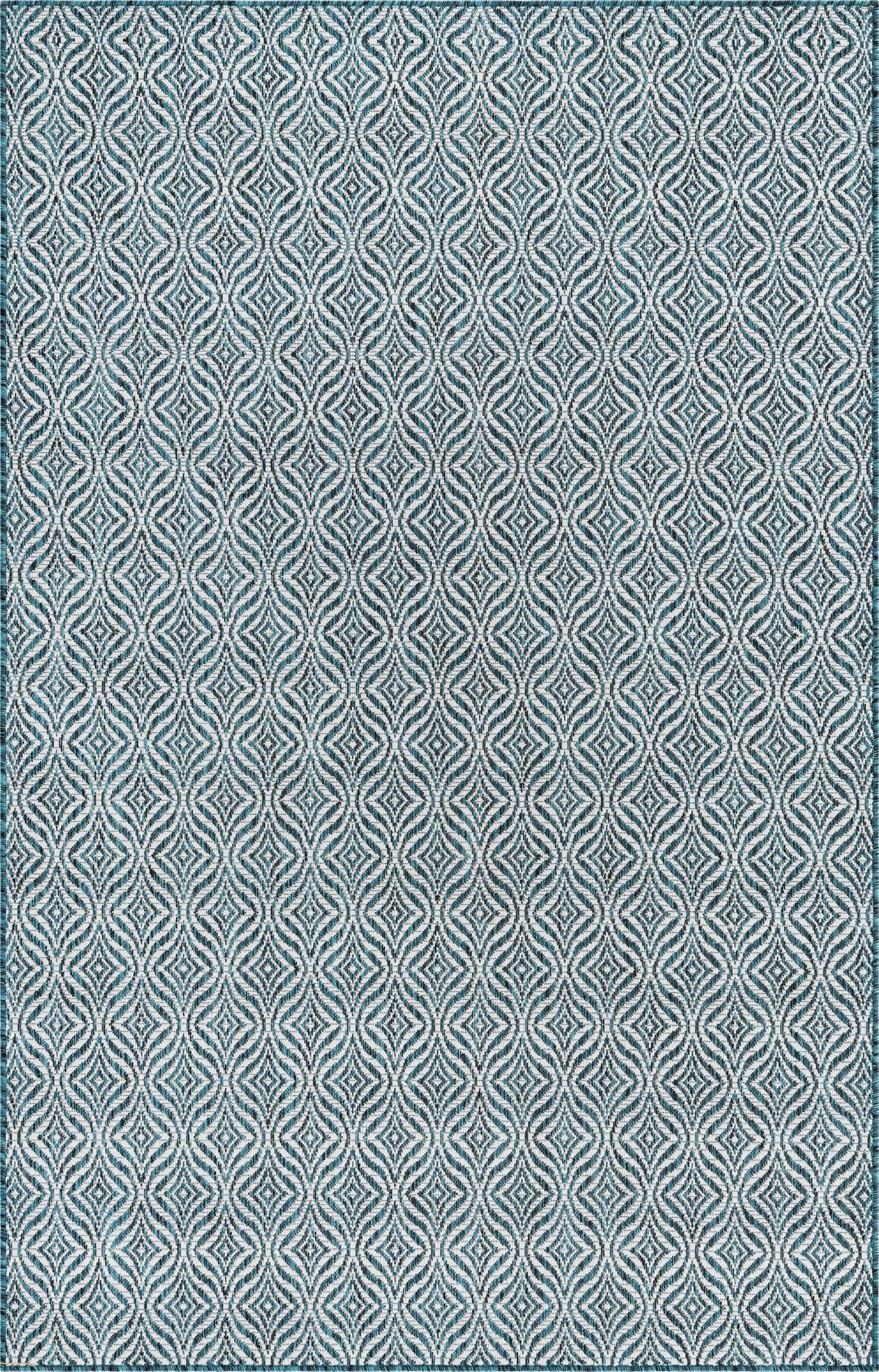  5' 3 x 8'  Washable Lattice Indoor / Outdoor Rug