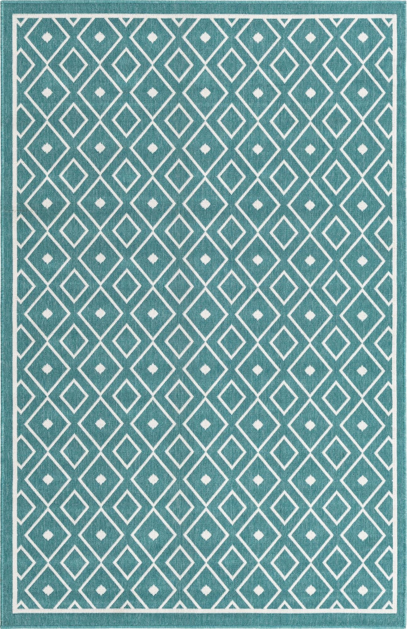 5' 3 x 8'  Washable Lattice Indoor / Outdoor Rug