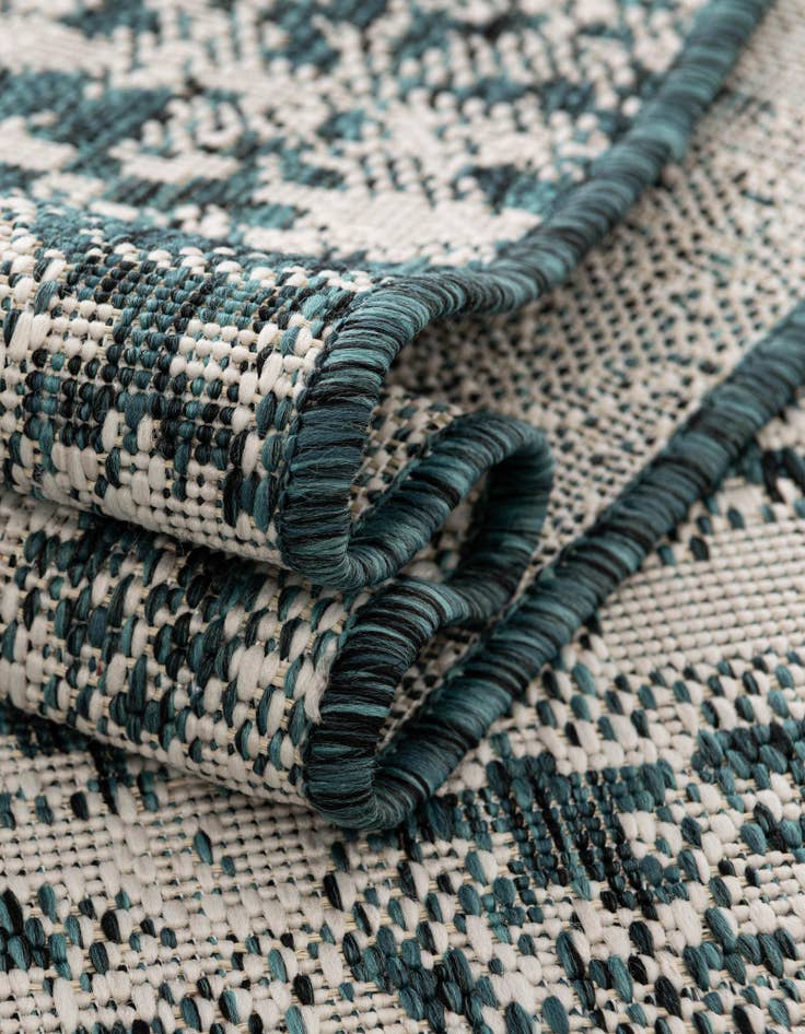 Detail image of  10' x 14'  Washable Modern Indoor / Outdoor Rug