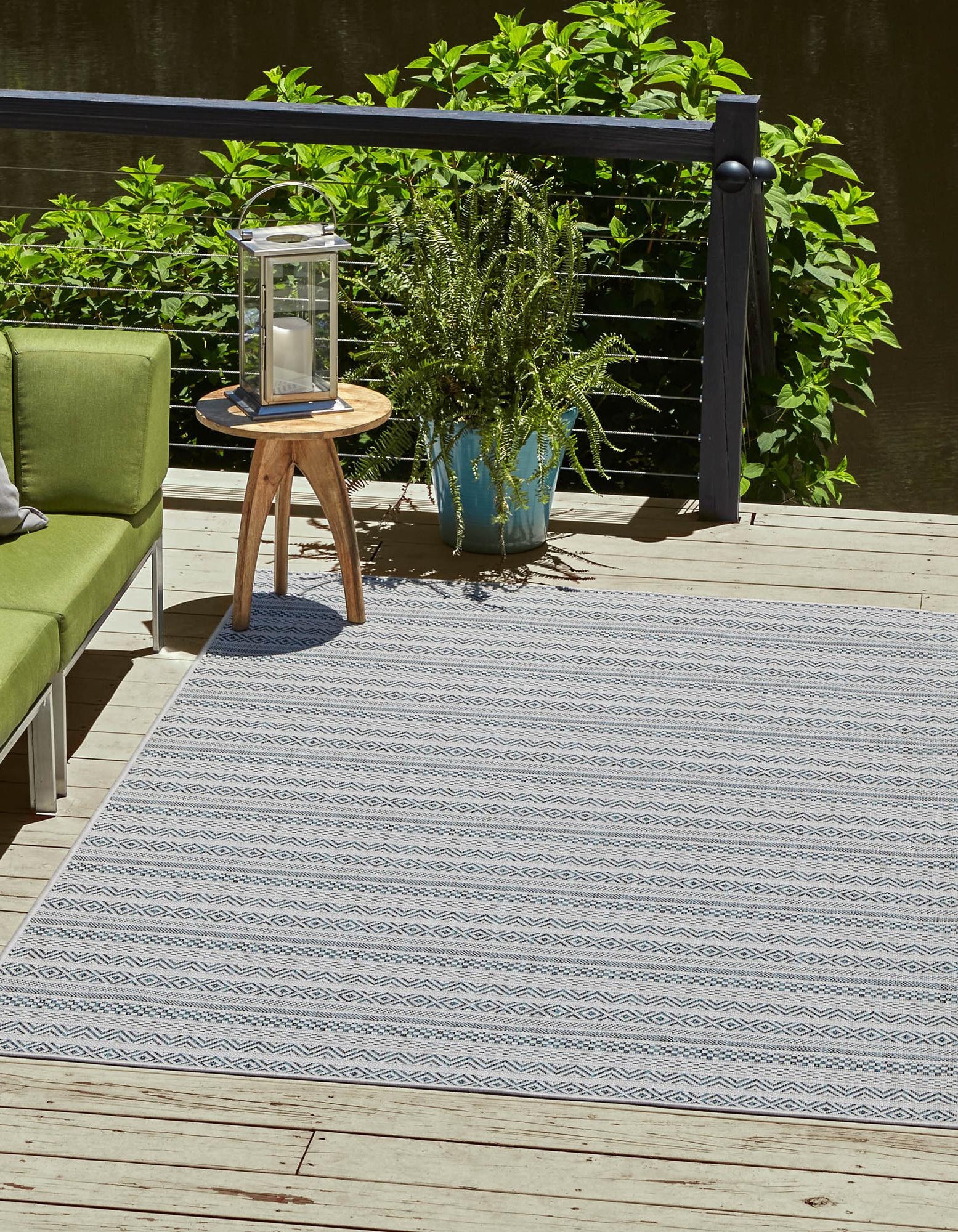 Teal 4' x 6' Ribbon Indoor / Outdoor Rug | Rugs.com