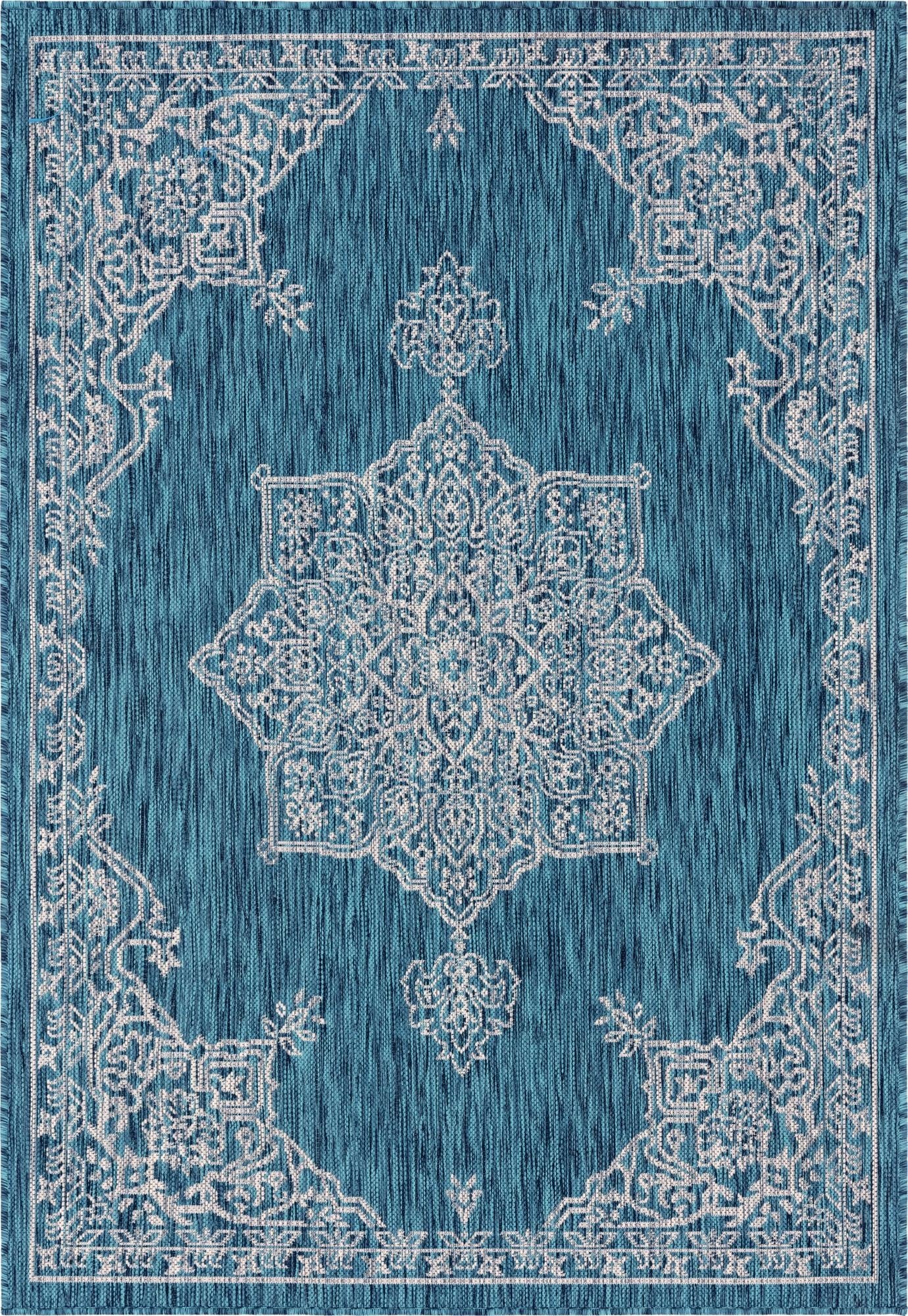  4' x 6'  Washable Traditional Indoor / Outdoor Rug