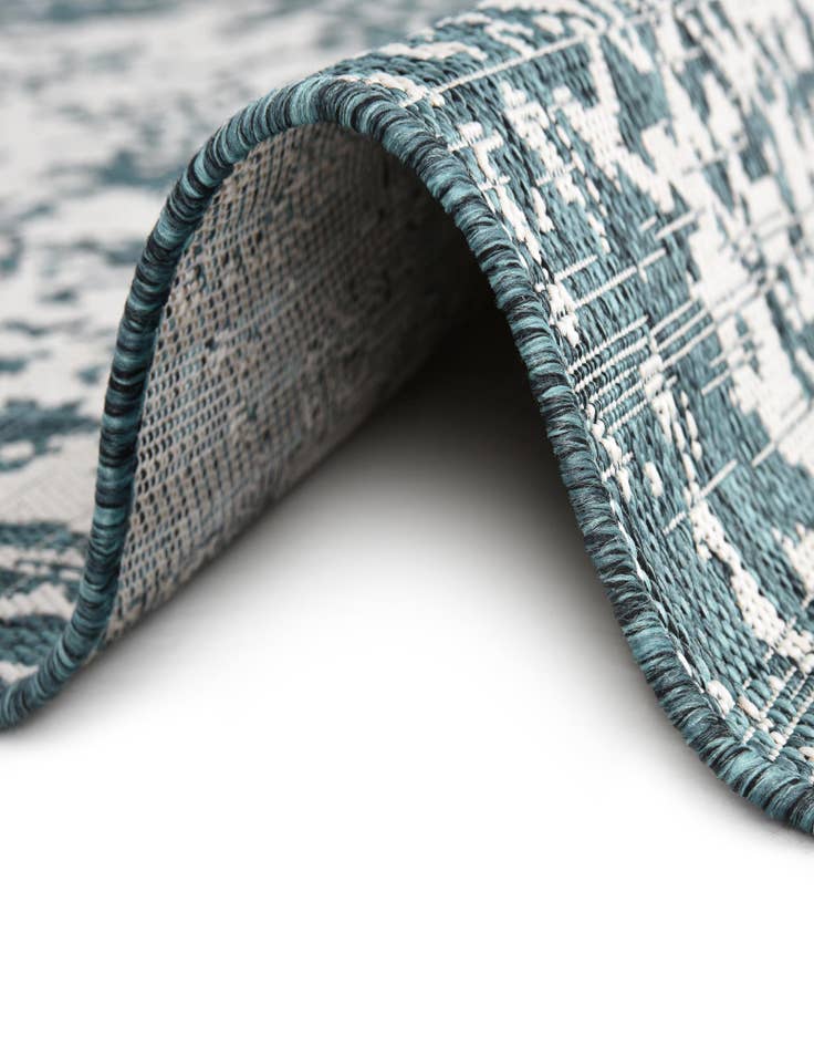 Detail image of  10' 8 x 10' 8  Washable Jill Zarin Dubai Indoor / Outdoor Round Rug