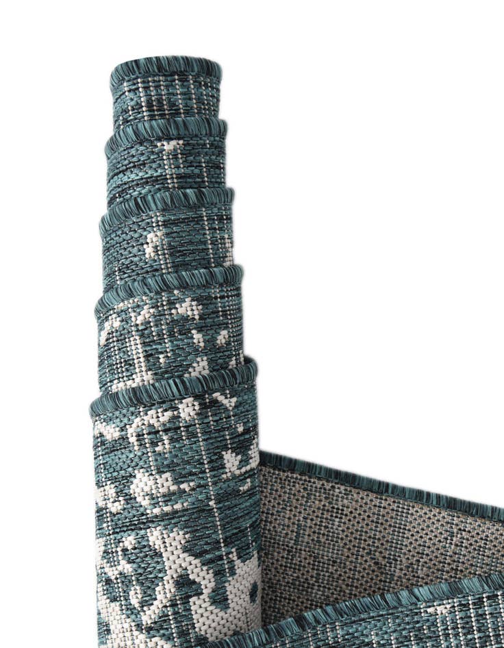 Detail image of  10' 8 x 10' 8  Washable Jill Zarin Dubai Indoor / Outdoor Round Rug