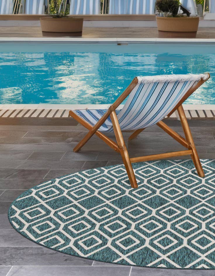 Detail image of  6' 7 x 6' 7  Washable Jill Zarin Turks and Caicos Indoor / Outdoor Round Rug