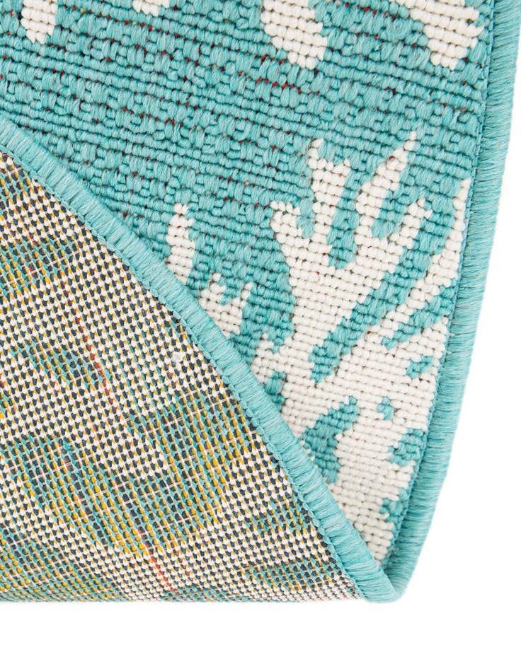 Detail image of  4' x 4'  Washable Coastal Indoor / Outdoor Round Rug