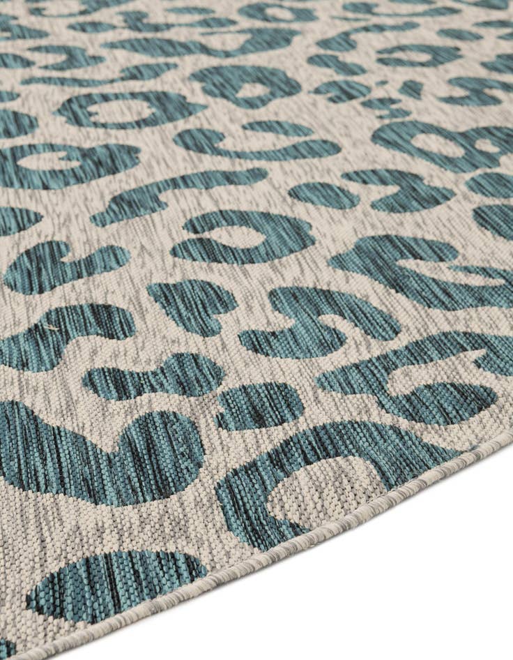 Detail image of  13' x 13'  Washable Safari Indoor / Outdoor Round Rug