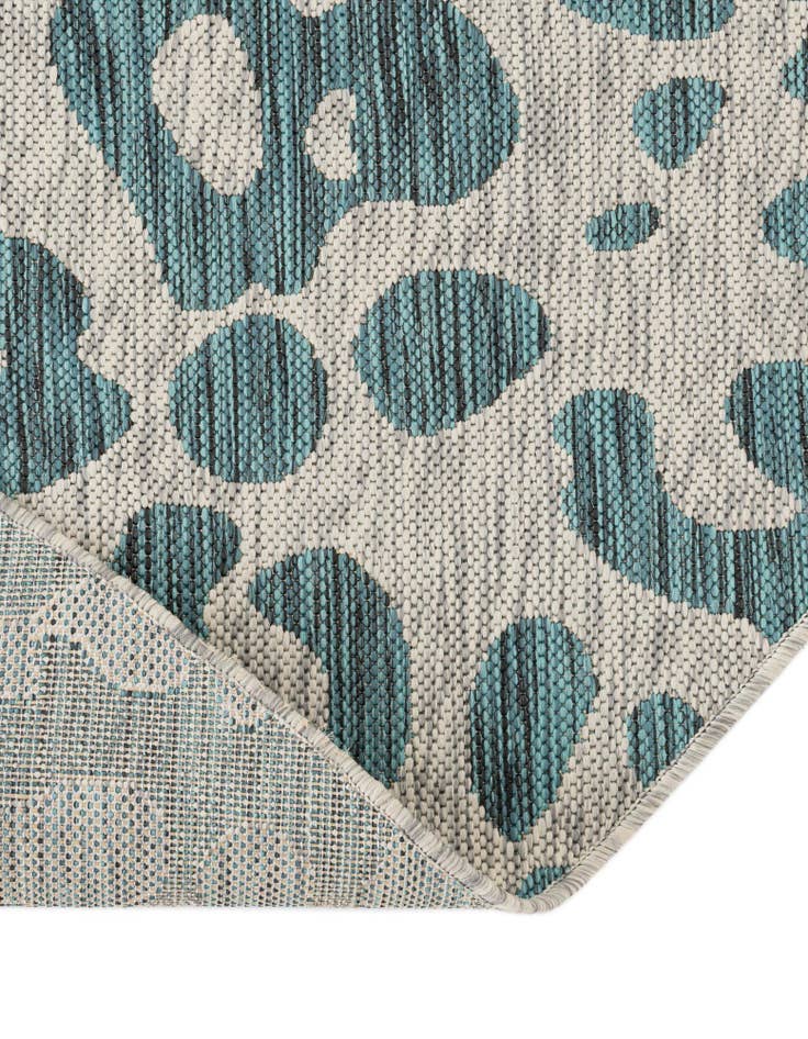 Detail image of  13' x 13'  Washable Safari Indoor / Outdoor Round Rug