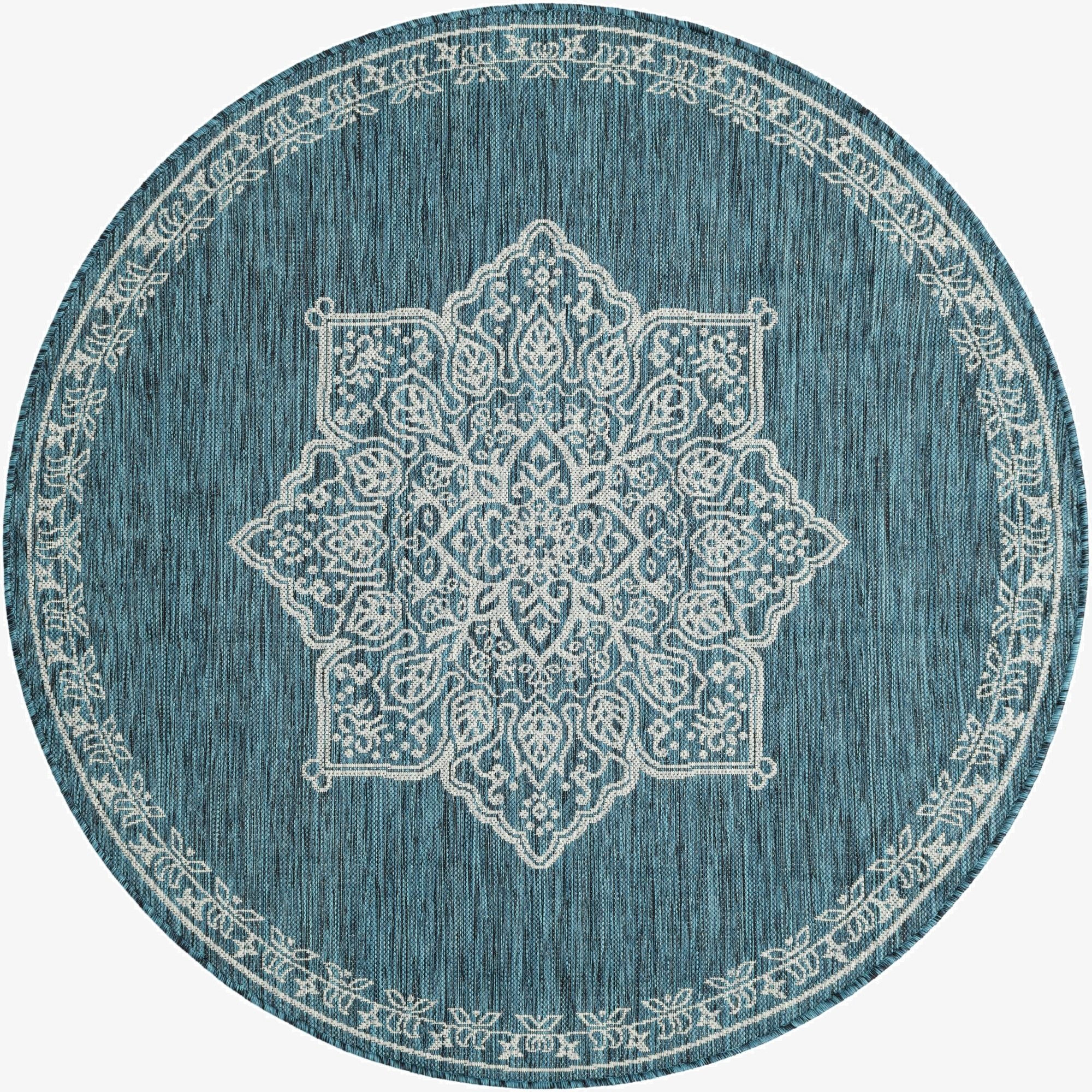  5' 3 x 5' 3  Washable Traditional Indoor / Outdoor Round Rug