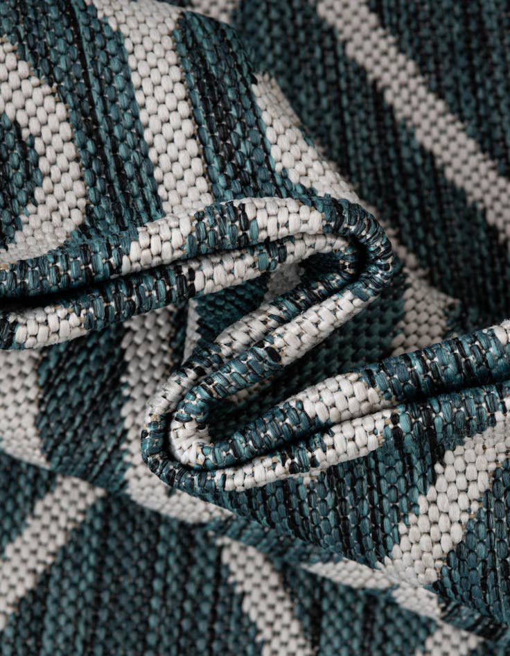 Detail image of  2' x 6'  Washable Jill Zarin Turks and Caicos Indoor / Outdoor Runner Rug