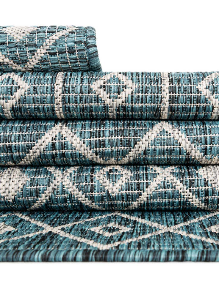 Detail image of  2' x 8'  Washable Lattice Indoor / Outdoor Runner Rug