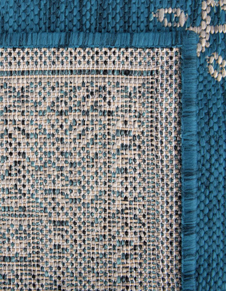 Detail image of  2' x 6'  Washable Traditional Indoor / Outdoor Runner Rug