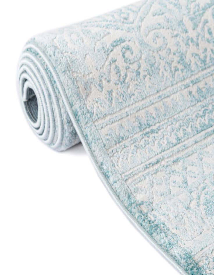 Detail image of Jill Zarin 2' 7 x 8' Uptown Cloisters Runner Rug