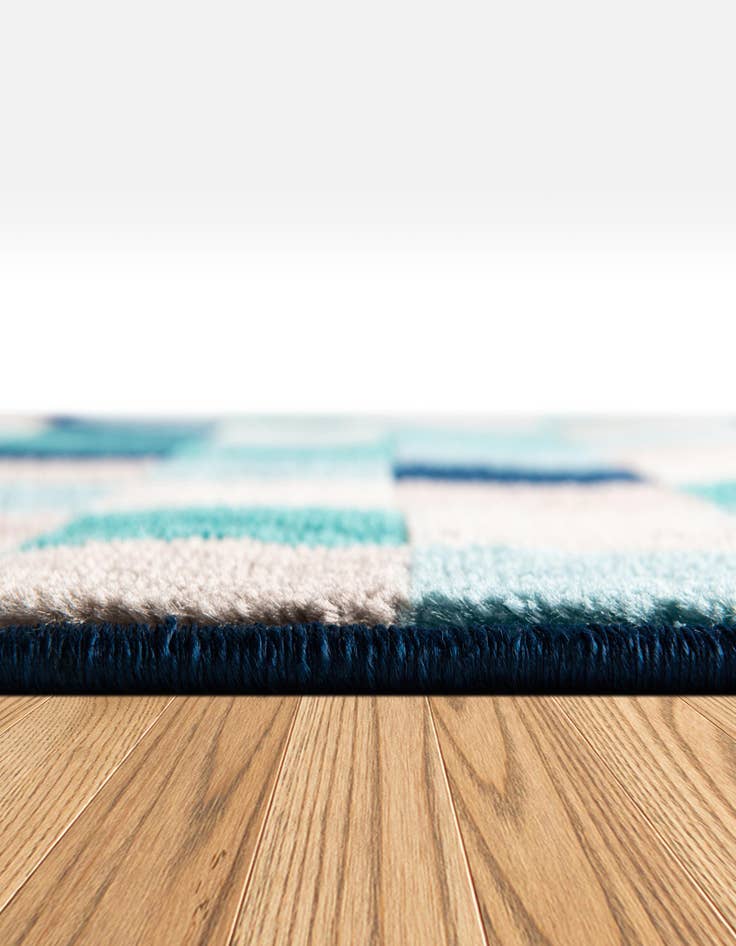 Detail image of  7' 10 x 7' 10 Azalea Square Rug