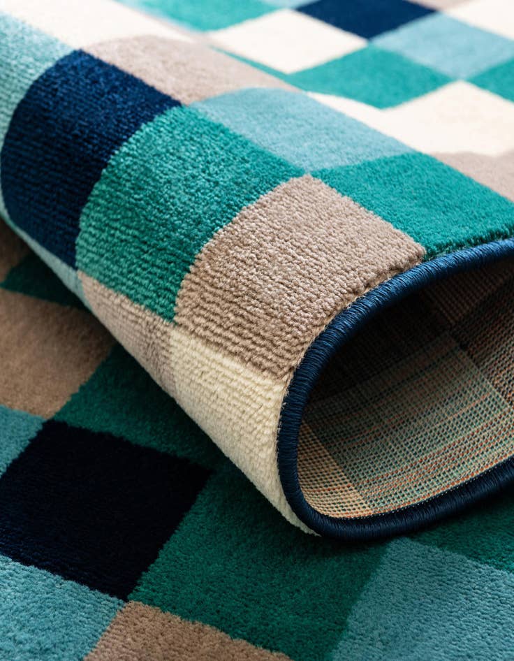 Detail image of  7' 10 x 7' 10 Azalea Square Rug