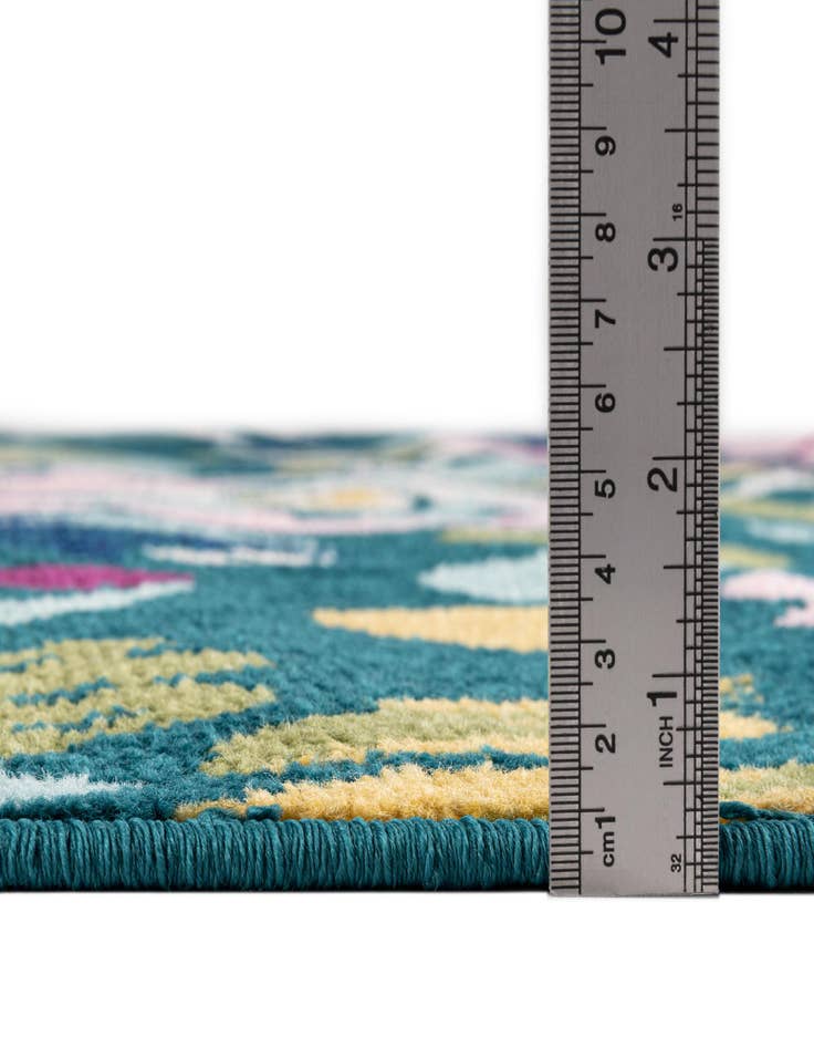 Detail image of  7' 10 x 7' 10 Bloom Square Rug