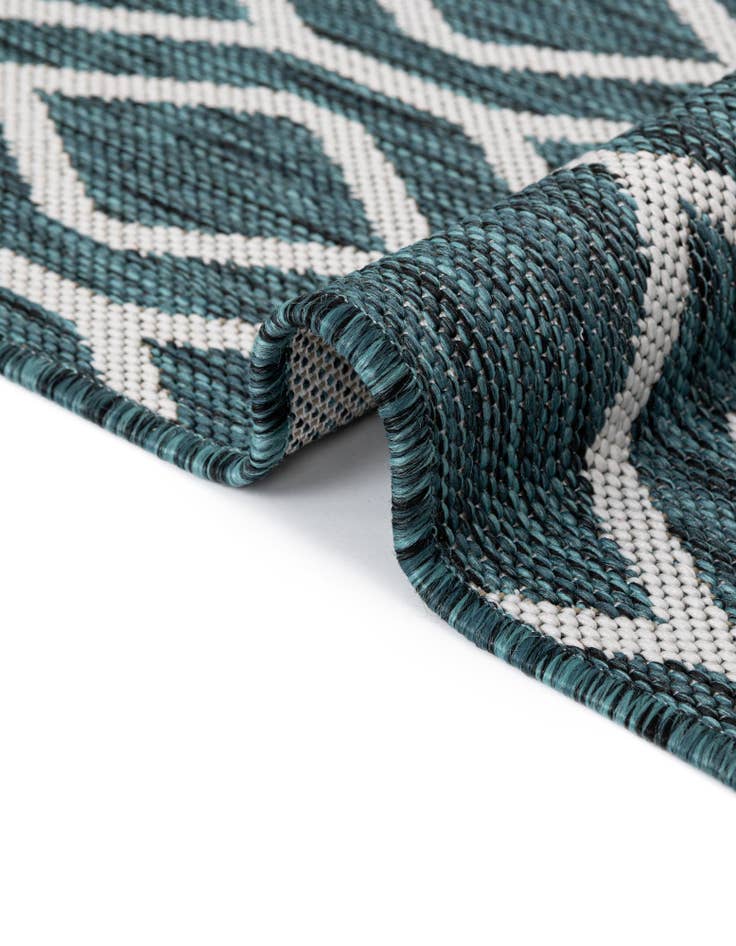 Detail image of  7' 10 x 7' 10  Washable Jill Zarin Turks and Caicos Indoor / Outdoor Square Rug