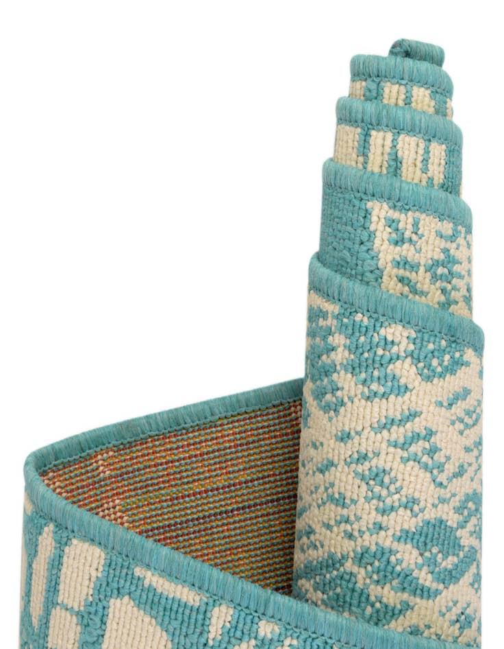 Detail image of  7' 10 x 7' 10  Washable Coastal Indoor / Outdoor Square Rug