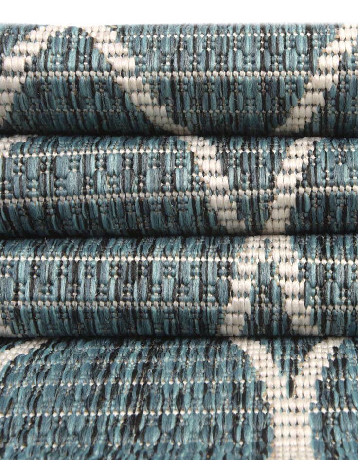 Detail image of  10' x 10'  Washable Lattice Indoor / Outdoor Square Rug