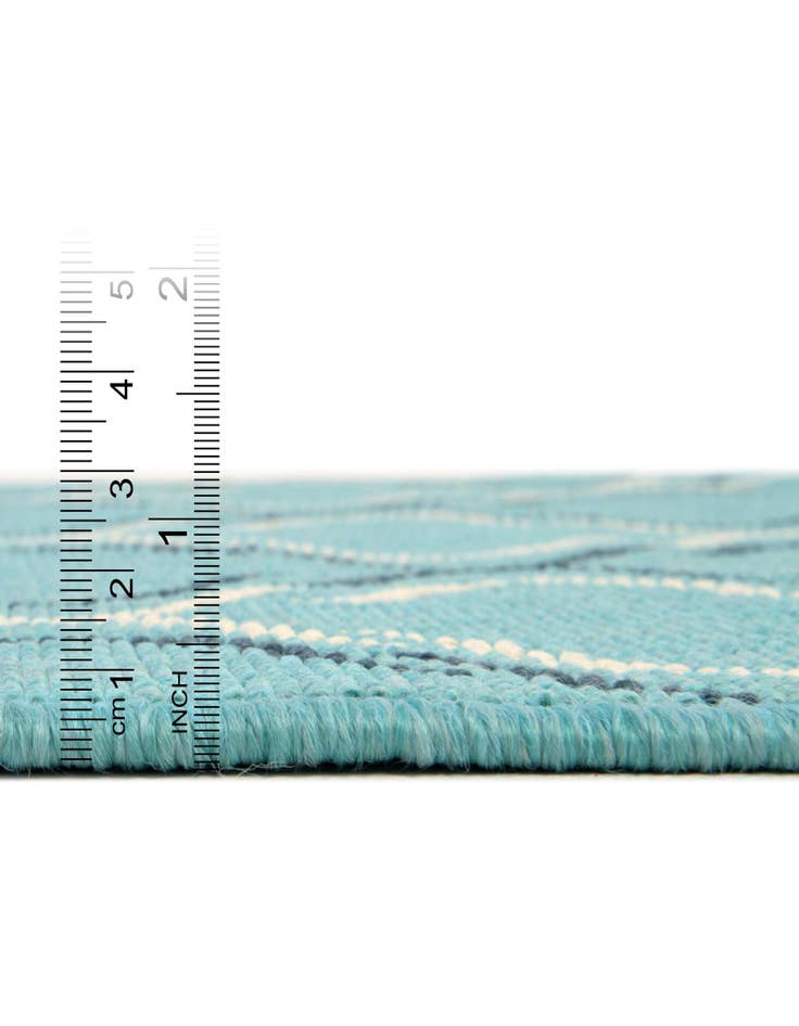 Detail image of  7' 10 x 7' 10  Washable Lattice Indoor / Outdoor Square Rug