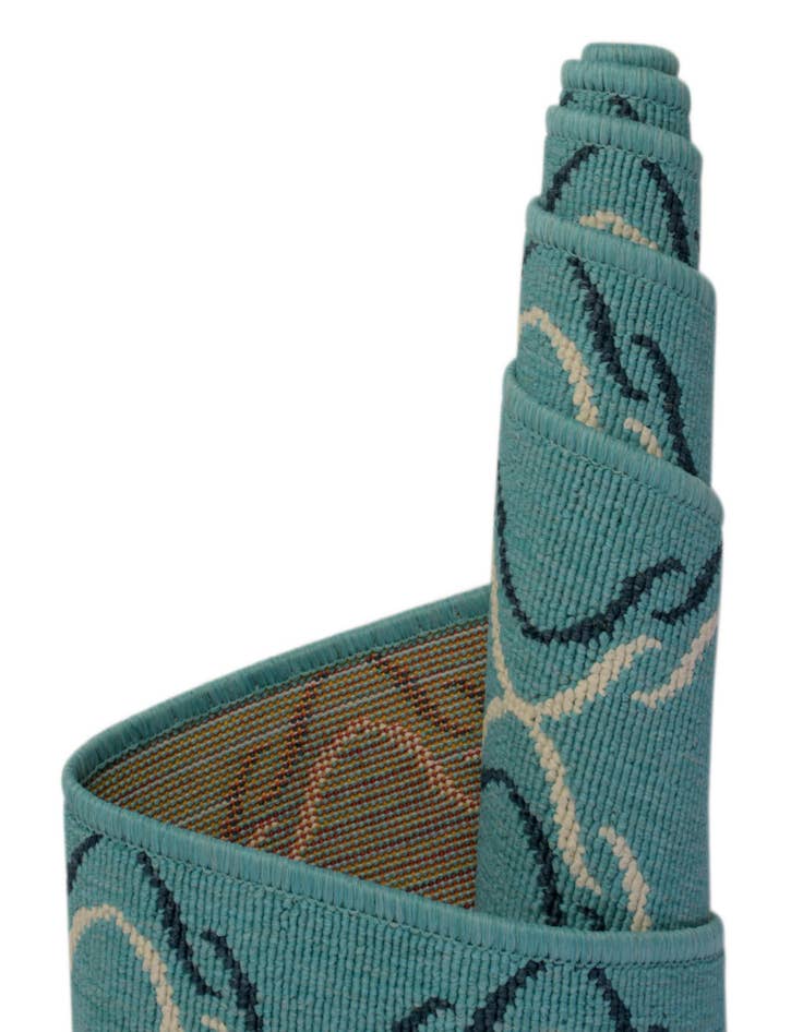 Detail image of  7' 10 x 7' 10  Washable Lattice Indoor / Outdoor Square Rug