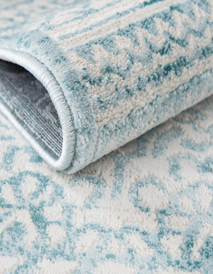 Detail image of Jill Zarin 7' 10 x 7' 10 Uptown Cloisters Square Rug