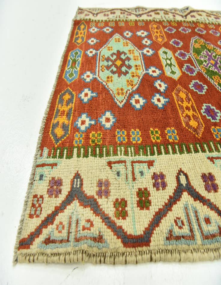 Detail image of  3' 2 x 5'  Hand Knotted Balouch Rug