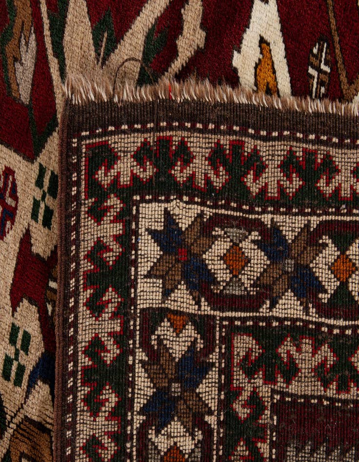 Detail image of  4' 10 x 7' 5  Hand Knotted Heriz Wool Rug