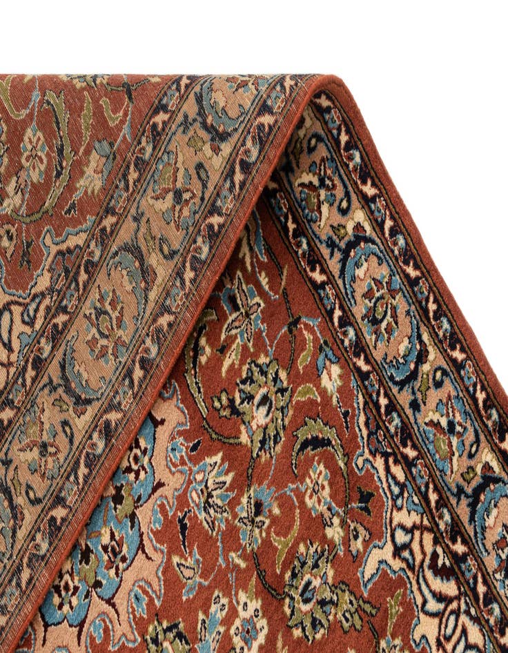 Detail image of  4' x 6' 1  Hand Knotted Isfahan Oriental Wool Rug